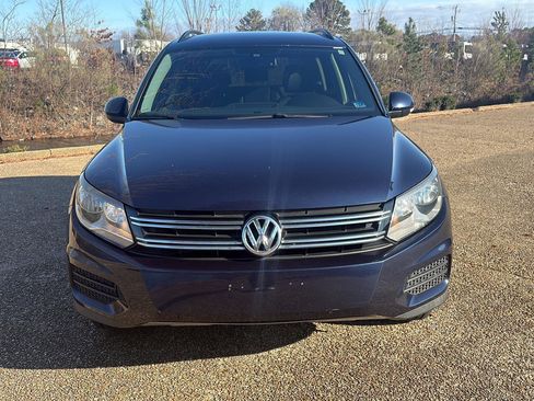 Used 2016 Volkswagen Tiguan S image 13