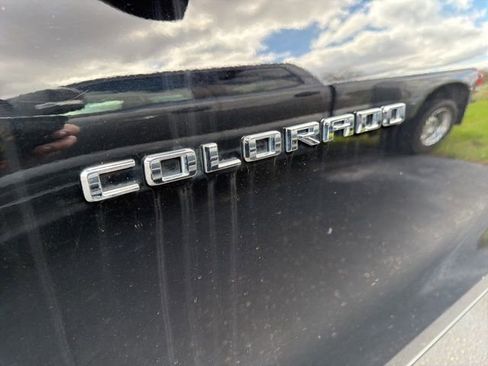 Used 2023 Chevrolet Colorado W/T image 10