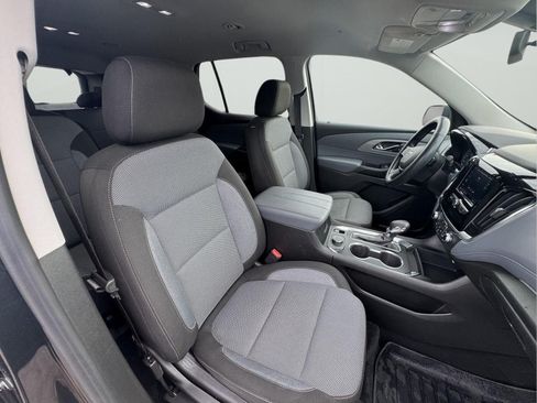 Used 2021 Chevrolet Traverse LT w/ LPO, Cargo Package AWD/4WD image 20