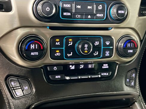 Used 2017 GMC Yukon Denali w/ Open Road Package image 27