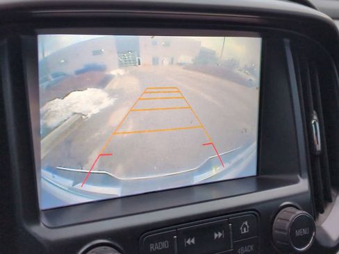 Used 2017 GMC Canyon SLE w/ All Terrain Package image 28