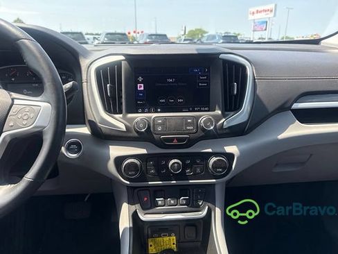 Used 2021 GMC Terrain SLT FWD image 13