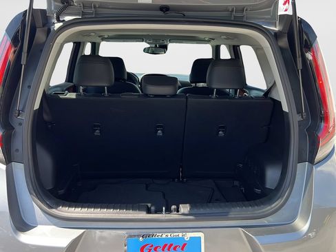 Used 2025 Kia Soul GT-Line FWD image 9