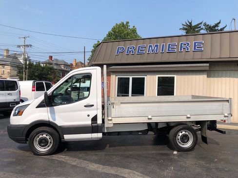 Used 2018 Ford Transit 250 138 RWD image 3