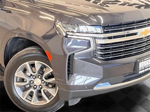 Used 2022 Chevrolet Tahoe LT w/ LT Signature Package image 38