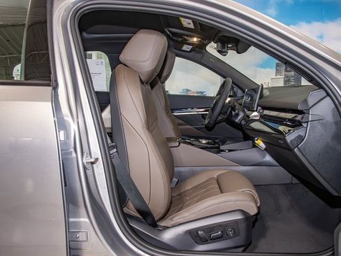 New 2026 BMW 530i xDrive w/ M Sport Package image 21