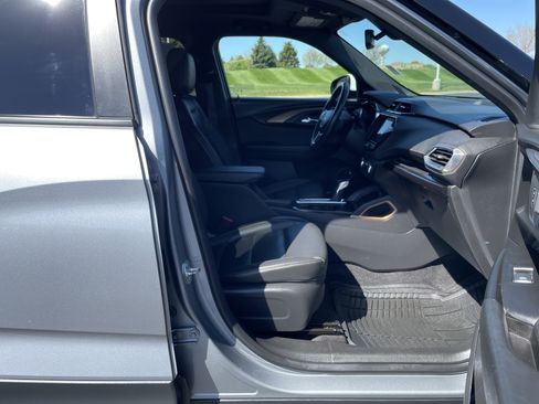 Used 2023 Chevrolet TrailBlazer ACTIV w/ Sun and Liftgate Package FWD image 24