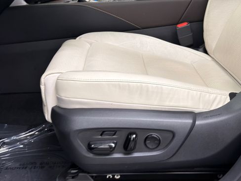 Used 2023 Lexus RX 350 AWD w/ Accessory Package image 17