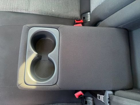 Used 2023 Nissan Rogue SV FWD image 36