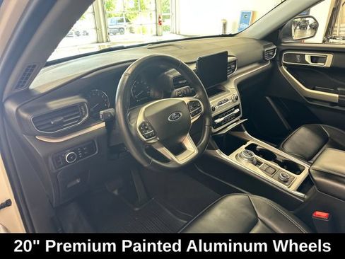Used 2023 Ford Explorer XLT w/ Equipment Group 202A AWD/4WD image 27
