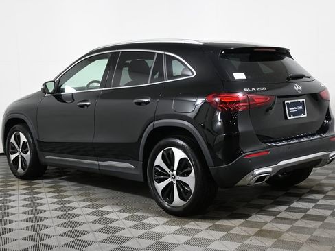 Certified 2026 Mercedes-Benz GLA 250 4MATIC image 5