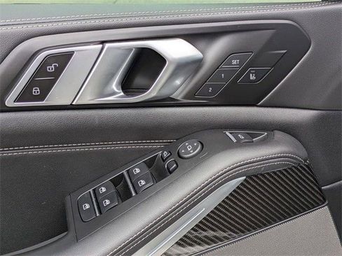 Used 2024 BMW X5 M60i w/ Climate Comfort Package image 17