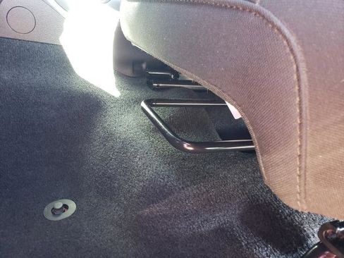 Used 2023 Jeep Gladiator Sport image 31