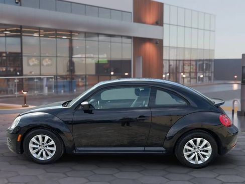 Used 2015 Volkswagen Beetle 1.8T FWD image 2