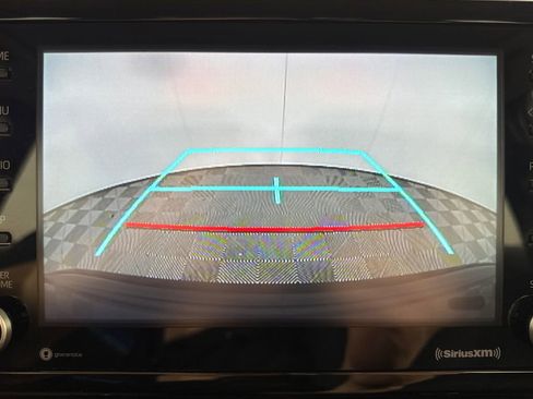 Used 2022 Toyota Corolla LE FWD image 13