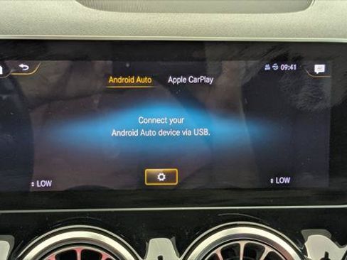 Used 2021 Mercedes-Benz GLA 250 image 29