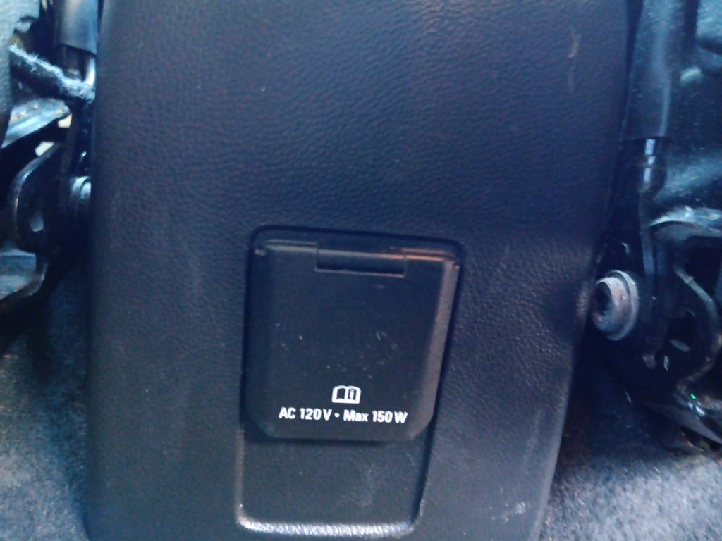 Used 2018 Chevrolet Trax LT w/ LT Convenience Package FWD image 30