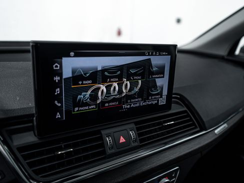 Certified 2023 Audi Q5 2.0T Premium w/ Convenience Package image 12