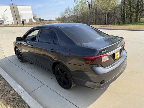 Used 2012 Toyota Corolla L image 16