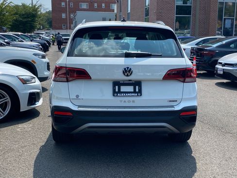 Used 2023 Volkswagen Taos S w/ Driver Assistance Package AWD/4WD image 4