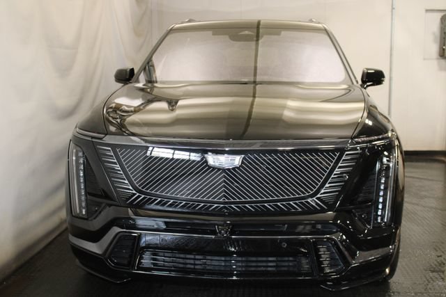 Certified 2026 Cadillac Vistiq Sport w/ LPO, Floor Liner Package AWD/4WD image 3