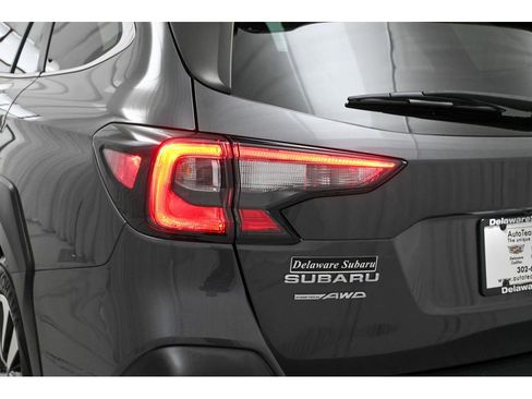 Used 2023 Subaru Outback Premium image 23