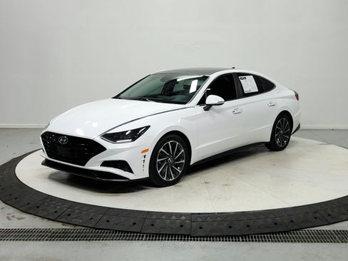 Used 2023 Hyundai Sonata Limited FWD image 4