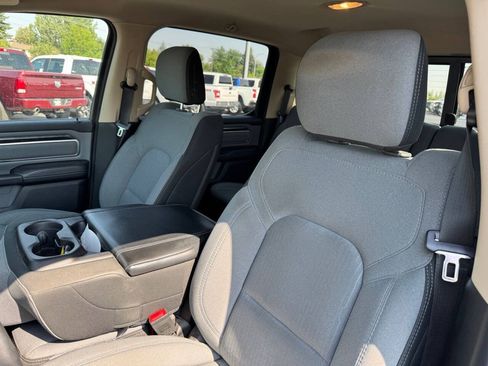Used 2019 RAM 1500 Big Horn AWD/4WD image 12