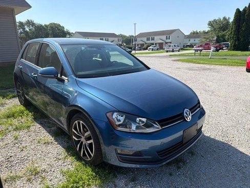 Used 2017 Volkswagen Golf SE FWD image 3