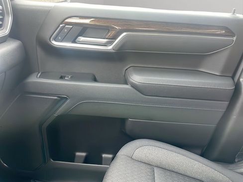 New 2026 GMC Sierra 1500 Elevation image 18