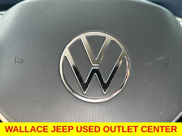 Used 2023 Volkswagen Taos SE FWD image 21
