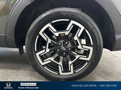 Used 2025 Hyundai Santa Cruz Limited AWD/4WD image 14
