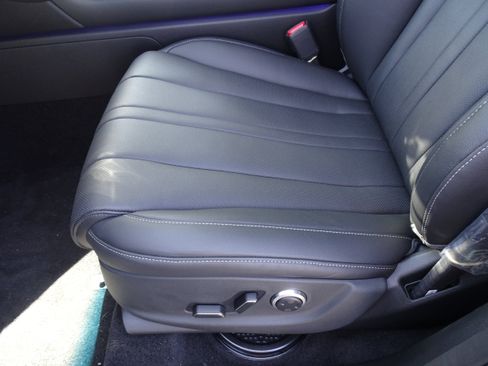 New 2025 Genesis GV80 2.5T Standard image 10