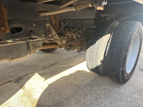 Used 2016 Ford F550 4x4 Crew Cab Super Duty image 15