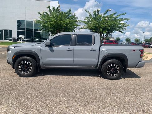 Used 2024 Nissan Frontier Pro-X RWD image 5