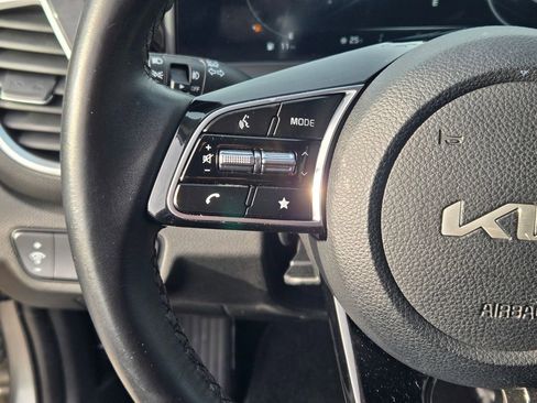 Used 2024 Kia Seltos S image 36