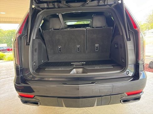 Used 2021 Cadillac Escalade Sport image 39