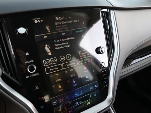 Used 2025 Subaru Outback Onyx Edition image 33