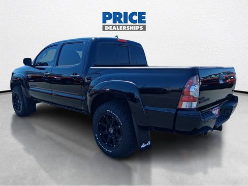 Used 2014 Toyota Tacoma 4x4 Double Cab w/ TRD Off-Road Package image 7