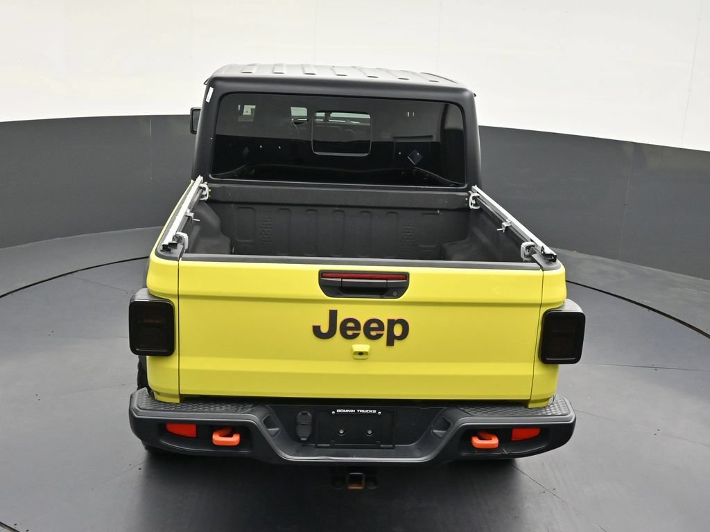 Used 2023 Jeep Gladiator Mojave w/ Cold Weather Group AWD/4WD image 18