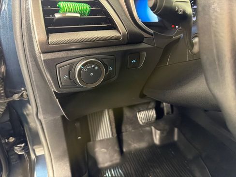 Used 2020 Ford Fusion SE image 14