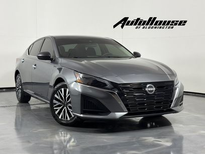 Used 2024 Nissan Altima 2.5 SV