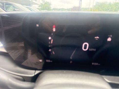 Used 2025 Buick Envista Sport Touring w/ Convenience II Package FWD image 13