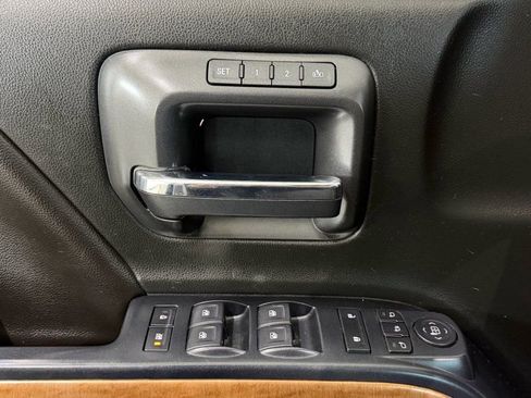Used 2018 Chevrolet Silverado 2500 LTZ w/ Duramax Plus Package image 26