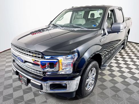 Used 2018 Ford F150 XLT w/ Equipment Group 302A Luxury AWD/4WD image 3