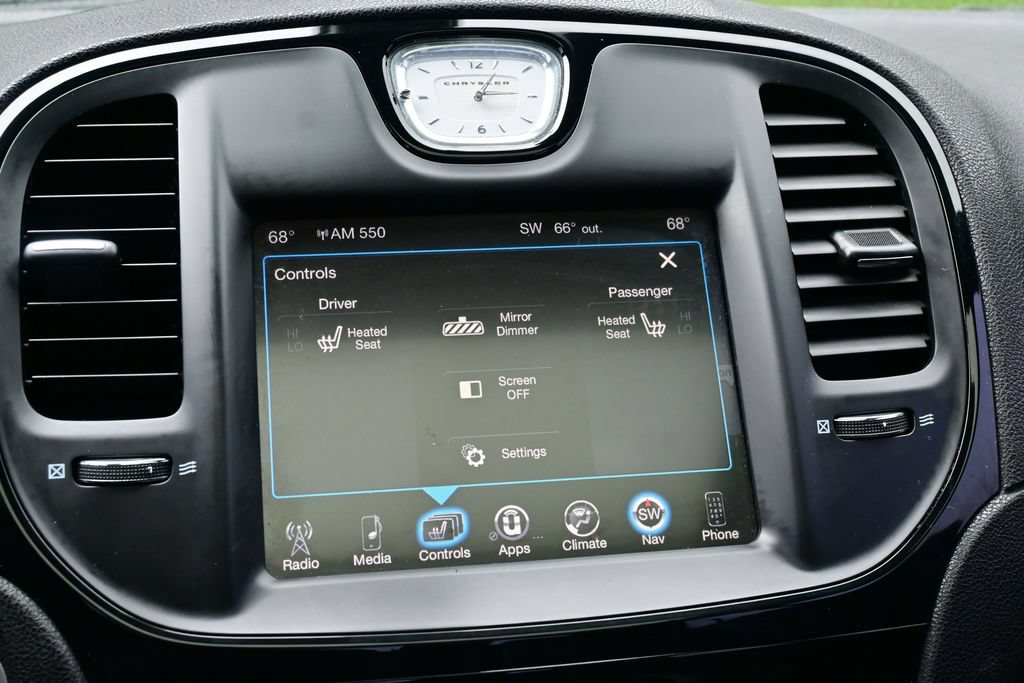 Used 2015 Chrysler 300 S w/ 300S Premium Group AWD/4WD image 29