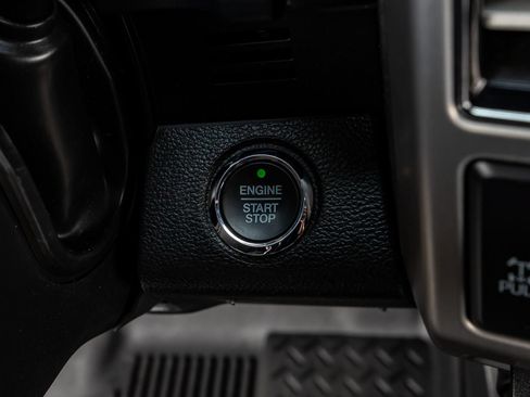 Used 2021 Ford F350 Platinum AWD/4WD image 21