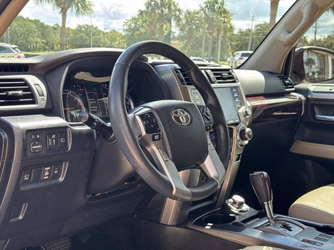 Used 2024 Toyota 4Runner Limited AWD/4WD image 16