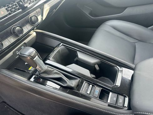 Used 2023 Honda Accord Touring image 15