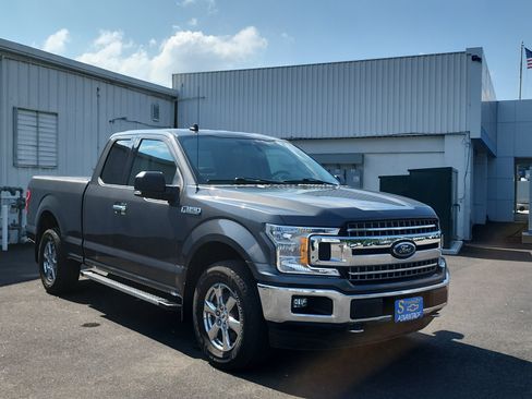 Used 2019 Ford F150 XLT w/ Equipment Group 302A Luxury AWD/4WD image 7